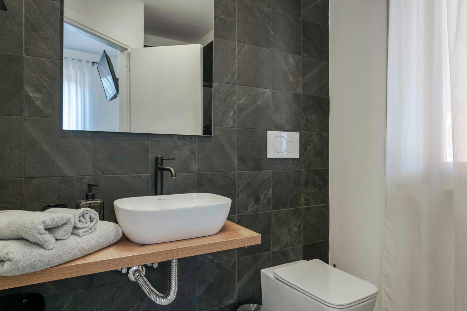 Roka House Apartment Peschiera del Garda Ngoại thất bức ảnh